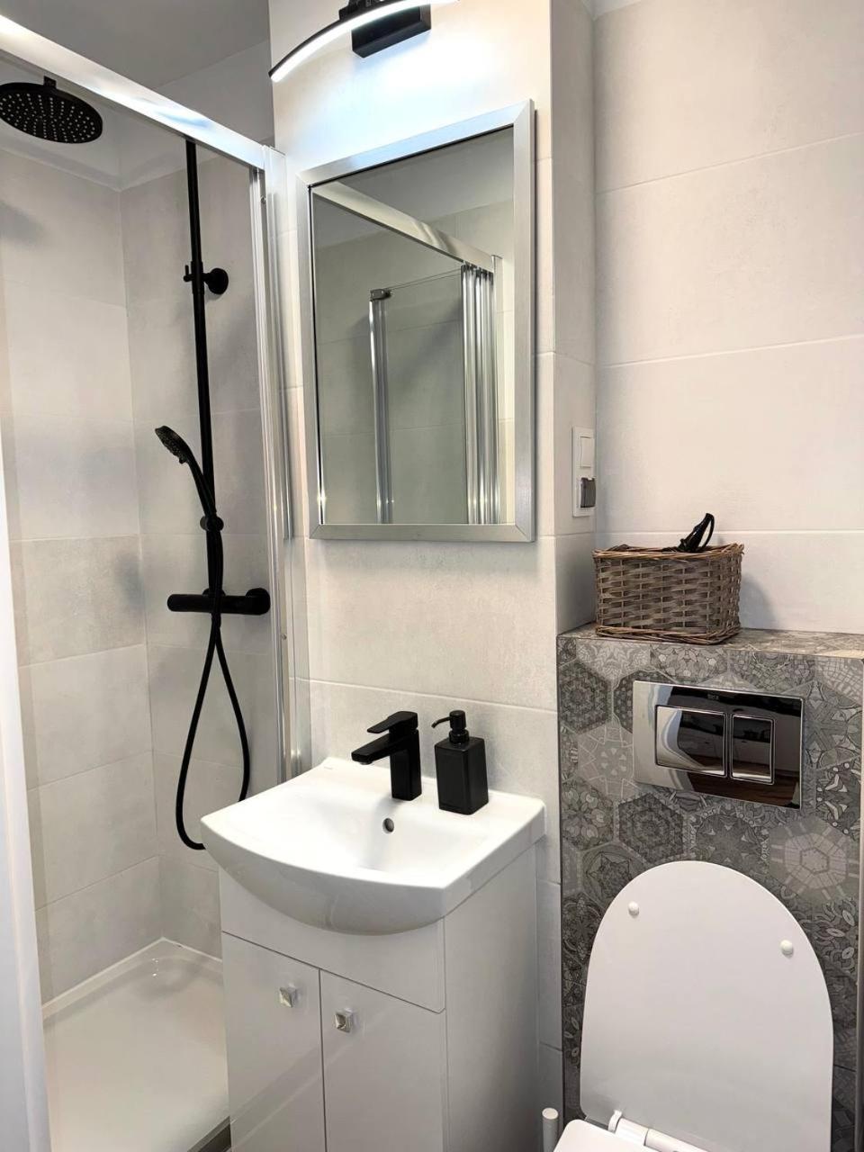 In The Center - Prime Location Apartment *